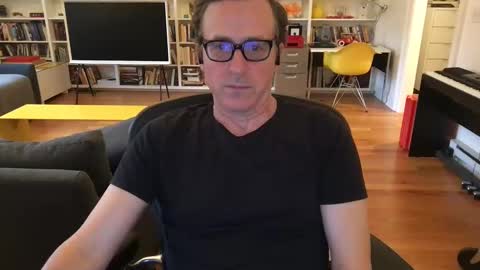 Snapshot of skyline3371 chatting on October 20, 2025, 2:39 pm Skyline3371 online show from October 20, 2025, 2:39 pm