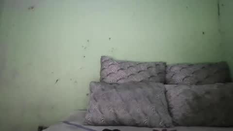 Snapshot of skylour chatting on April 13, 2026, 9:26 am Skylour online show from April 13, 2026, 9:26 am