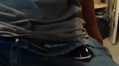 Snapshot of skypylot chatting on November 15, 2025, 11:51 am ResqPylot2 online show from November 15, 2025, 11:51 am