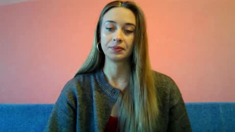 Snapshot of skyremnant chatting on December 16, 2025, 9:03 am skyremnant online show from December 16, 2025, 9:03 am