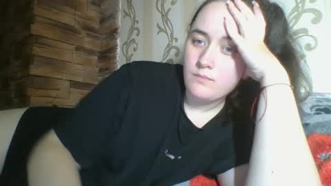 skyressie333 online show from November 20, 2025, 3:12 pm