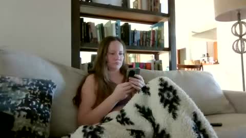 Sky Winters online show from November 4, 2025, 4:28 pm