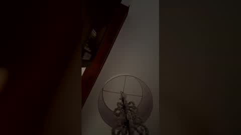 Sky Winters online show from March 31, 2026, 1:33 pm