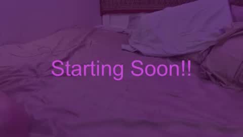 Snapshot of skyyyrizzyyy chatting on October 22, 2025, 5:13 pm SkyRizzy online show from October 22, 2025, 5:13 pm