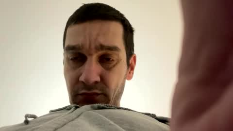 Snapshot of slabyhrac chatting on February 17, 2025, 1:36 am slabyhrac online show from February 17, 2025, 1:36 am