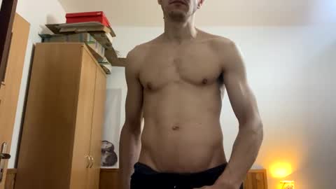 Snapshot of slabyhrac chatting on February 22, 2025, 11:35 pm slabyhrac online show from February 22, 2025, 11:35 pm