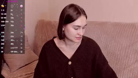 Alice online show from November 22, 2025, 4:39 pm