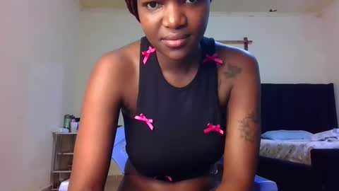 sleek_ass online show from October 1, 2025, 7:14 am