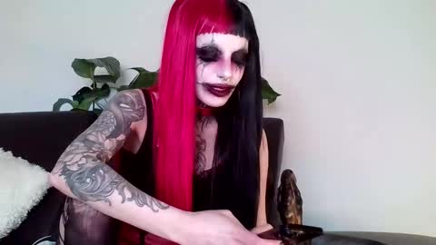 Snapshot of sleeperly chatting on October 31, 2025, 7:26 pm sleeperly online show from October 31, 2025, 7:26 pm