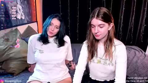 Snapshot of sleepingduo chatting on November 13, 2025, 5:12 pm Hi We are Iva and Angela Nice to meet u 3 online show from November 13, 2025, 5:12 pm