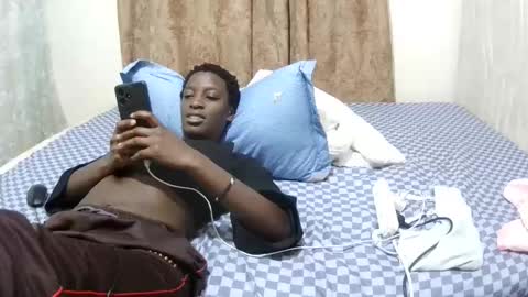 slender_sweetbabe online show from November 1, 2025, 9:06 pm