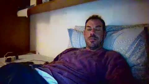 Snapshot of slevin1983 chatting on March 2, 2025, 3:37 pm slevin online show from March 2, 2025, 3:37 pm