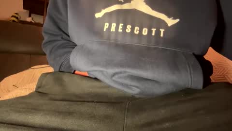 Snapshot of slick2285 chatting on December 3, 2025, 12:36 pm slick2285 online show from December 3, 2025, 12:36 pm