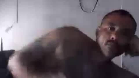 Snapshot of slickstre chatting on June 13, 2026, 10:13 am slickstre online show from June 13, 2026, 10:13 am