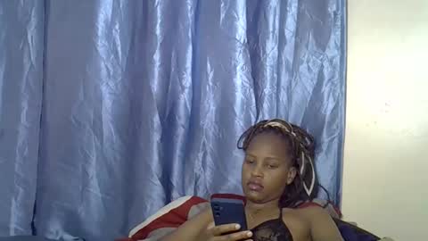 Alicia online show from November 21, 2025, 8:02 am