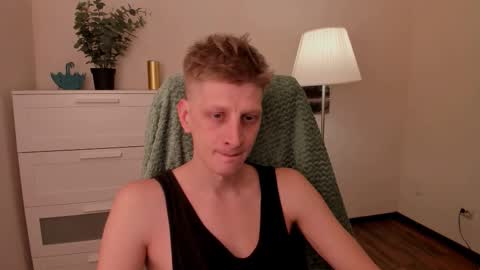 Andy online show from November 9, 2025, 8:18 pm