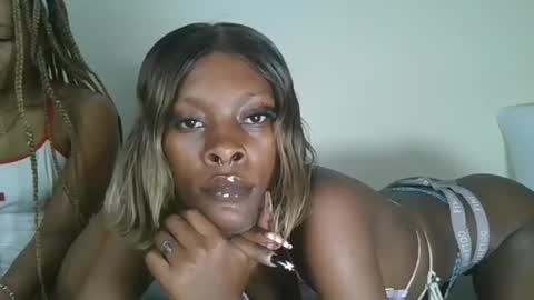 Snapshot of slim_bitch_ chatting on July 5, 2026, 2:29 am becky online show from July 5, 2026, 2:29 am
