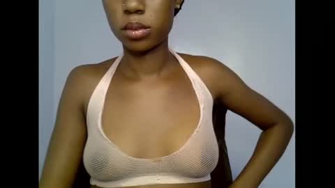 Snapshot of slim_candy12 chatting on June 16, 2026, 7:44 am Lily online show from June 16, 2026, 7:44 am