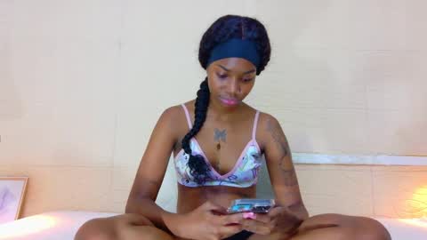 slim_chocobar18 online show from January 6, 2026, 2:43 pm