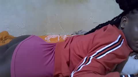 slim_girl3 online show from October 22, 2025, 7:24 pm