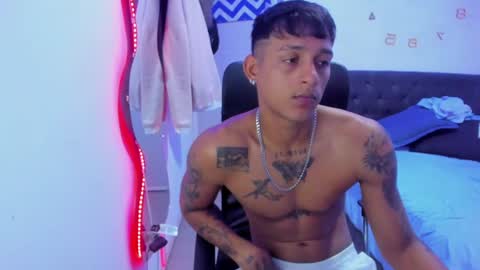 Snapshot of slim_master12 chatting on January 31, 2025, 5:30 am slim_master12 online show from January 31, 2025, 5:30 am