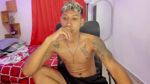 Snapshot of slim_master12 chatting on February 11, 2025, 2:14 am slim_master12 online show from February 11, 2025, 2:14 am