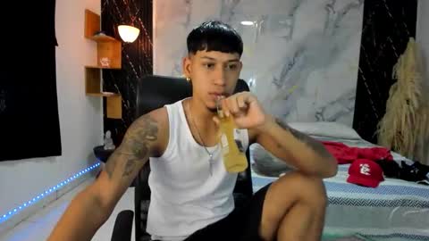 Snapshot of slim_master12 chatting on April 26, 2026, 5:21 pm slim_master12 online show from April 26, 2026, 5:21 pm