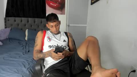 Snapshot of slim_master12 chatting on May 14, 2026, 11:55 pm slim_master12 online show from May 14, 2026, 11:55 pm