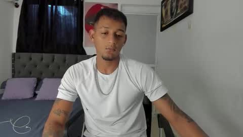 Snapshot of slim_master12 chatting on May 21, 2026, 9:22 pm slim_master12 online show from May 21, 2026, 9:22 pm