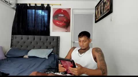 Snapshot of slim_master12 chatting on June 17, 2026, 8:32 pm slim_master12 online show from June 17, 2026, 8:32 pm