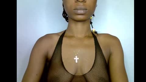 Snapshot of slim_petitqueen chatting on January 7, 2026, 7:33 am Alice online show from January 7, 2026, 7:33 am