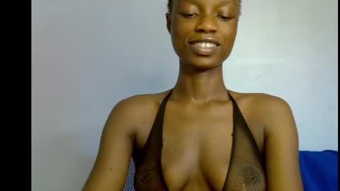 Snapshot of slim_petitqueen chatting on May 21, 2026, 8:21 am Alice online show from May 21, 2026, 8:21 am