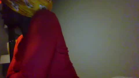 Snapshot of slimmmgooodiexoxo chatting on December 3, 2024, 1:32 pm slimmmgooodiexoxo online show from December 3, 2024, 1:32 pm