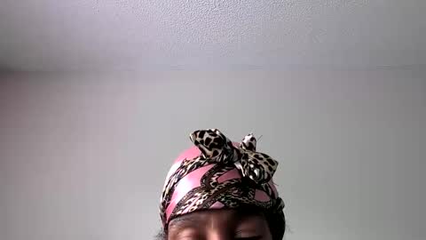 Snapshot of slimmmgooodiexoxo chatting on September 23, 2025, 4:32 pm slimmmgooodiexoxo online show from September 23, 2025, 4:32 pm