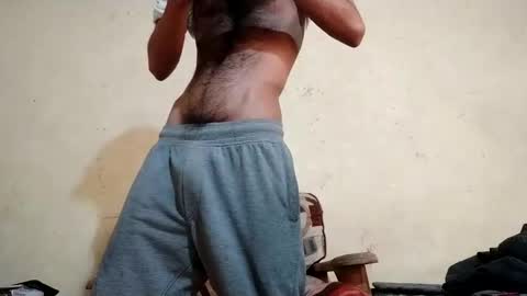 Snapshot of slimshaddyxx chatting on December 20, 2024, 6:40 am Prince online show from December 20, 2024, 6:40 am