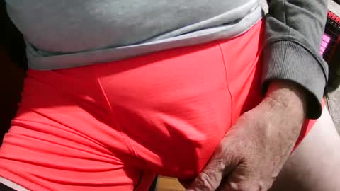 slimsunny online show from January 25, 2025, 4:56 am