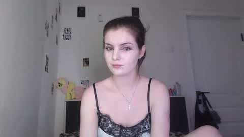 sloomonata online show from April 21, 2026, 7:50 pm