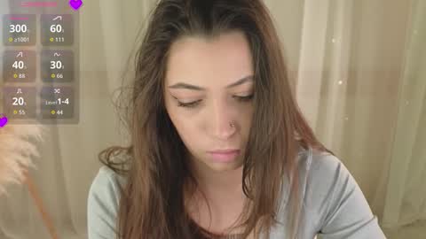 Emilia online show from November 11, 2025, 12:38 pm