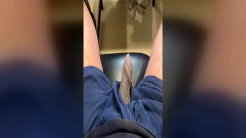 Snapshot of slurpmynut chatting on June 19, 2026, 2:32 pm slurpmynut online show from June 19, 2026, 2:32 pm