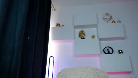 Snapshot of slut_tattoogirl chatting on February 27, 2026, 7:08 am Ariana online show from February 27, 2026, 7:08 am