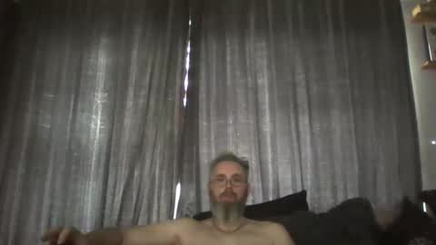 Snapshot of slutfucker20 chatting on November 16, 2025, 10:10 am slutfucker20 online show from November 16, 2025, 10:10 am