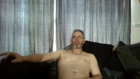 Snapshot of slutfucker20 chatting on June 14, 2026, 9:44 am slutfucker20 online show from June 14, 2026, 9:44 am