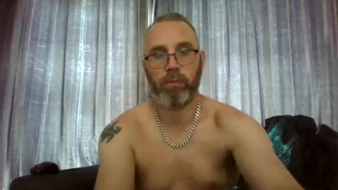 Snapshot of slutfucker20 chatting on July 5, 2026, 8:21 am slutfucker20 online show from July 5, 2026, 8:21 am