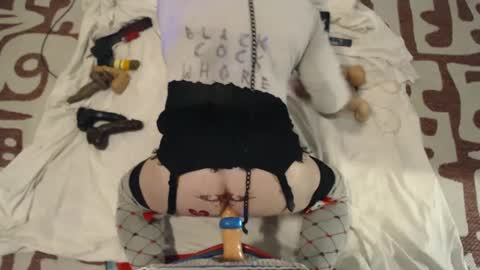 slutgurl_pdx online show from February 7, 2025, 3:23 am