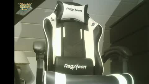  SLUTIAM   online show from February 11, 2026, 4:28 am