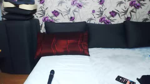 Snapshot of slutishmami chatting on November 22, 2025, 6:40 pm slutihmami online show from November 22, 2025, 6:40 pm