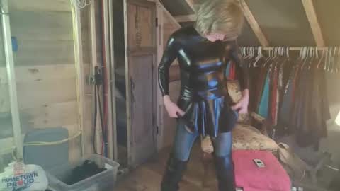 slutjennifertransxx online show from March 5, 2026, 1:56 am