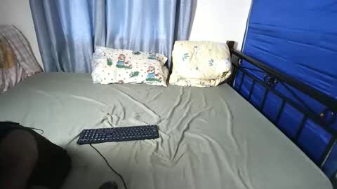 Snapshot of slutty_baddie chatting on September 21, 2025, 7:10 am slutty_baddie online show from September 21, 2025, 7:10 am