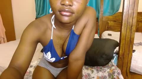 Snapshot of slutty_charmmz chatting on April 18, 2026, 5:55 am Bree online show from April 18, 2026, 5:55 am