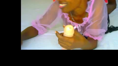 Sexyslutt online show from November 17, 2025, 5:13 am